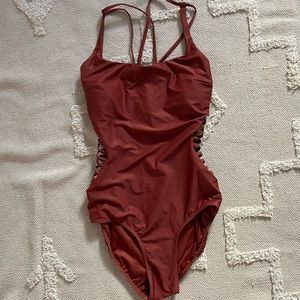 Albion Fit Swimsuit onepiece
